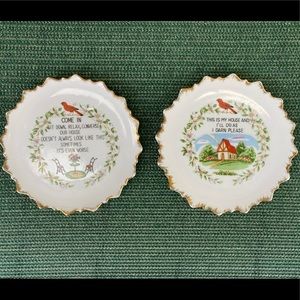 Vintage Artmark Decorative Plates - Snarky 🤷‍♀️